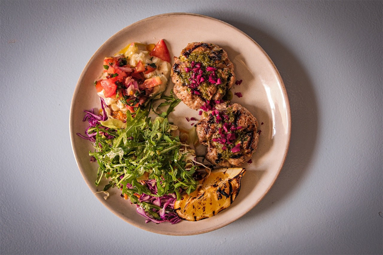 Em Olhão, o Cha Cha Cha põe uma mesa tão mediterrânica quanto local 