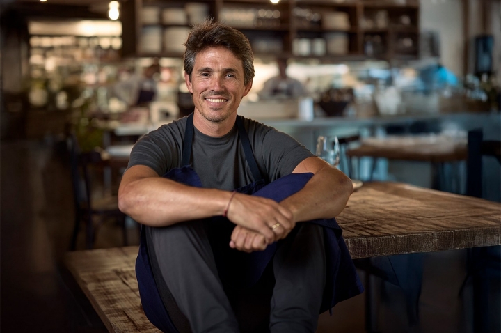 Nino Redruello é o chef por trás dos mais de 600 pratos do Fismuler