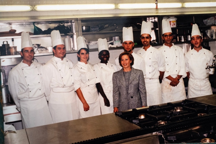 O Nobre: mesa do poder há 35 anos