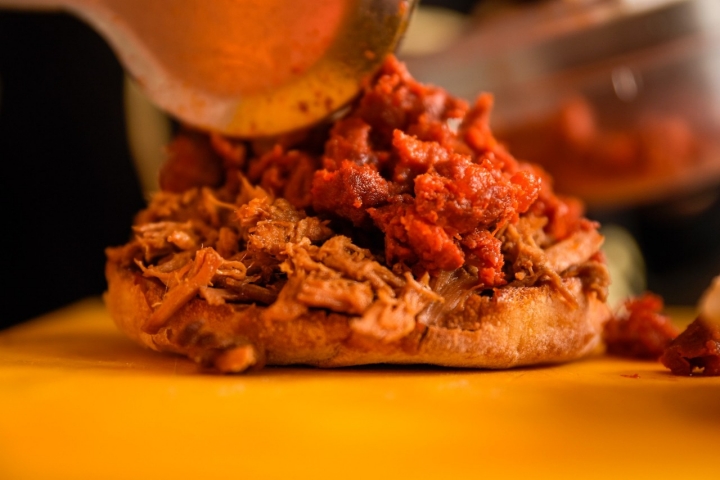 Bocatería Chichalovers rixons y chorizo