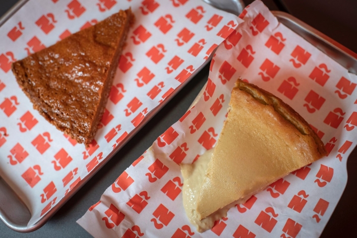 Crack de mantequilla y Tarta de queso y pistacho.