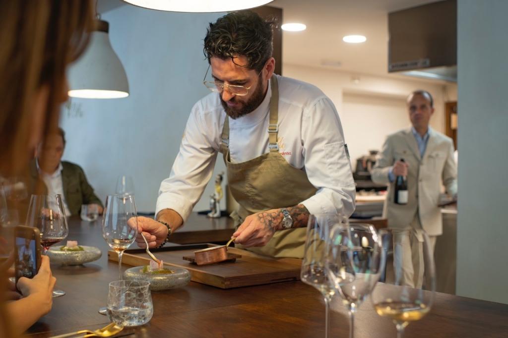 Cocina nórdica y coreana en la barra más deseada de Chamberí