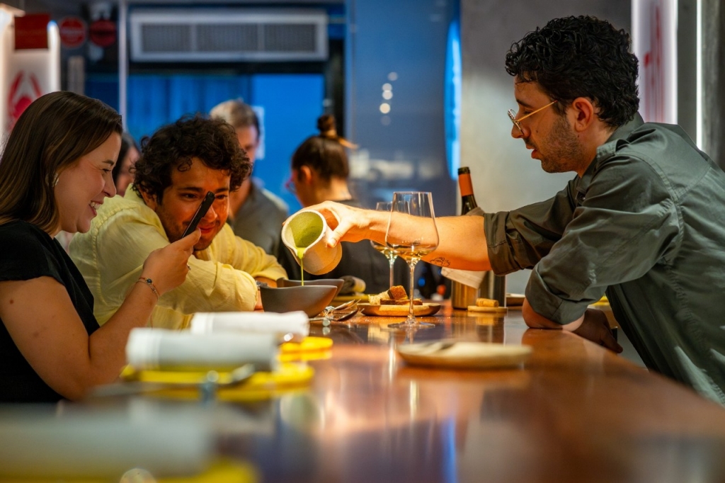 La barra infinita a la que lanzarse en Sevilla