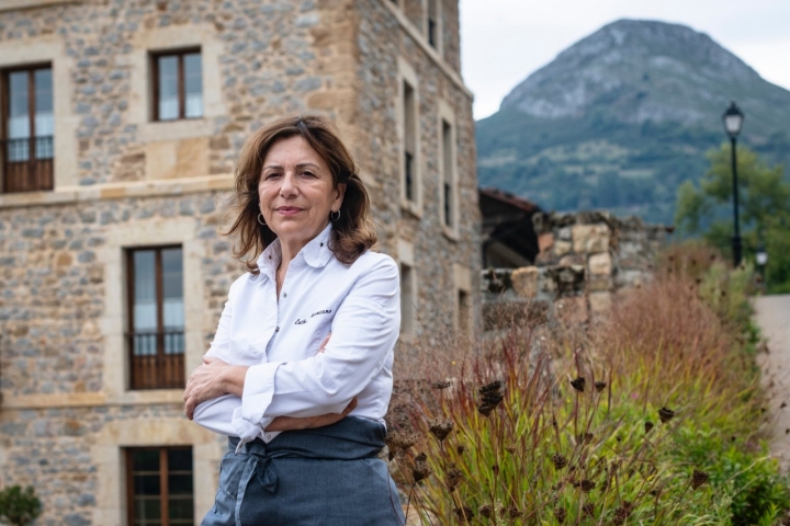 La chef Esther Manzano en 'Narbasu' (Asturias).