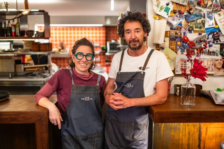 Marta Casals y Aleix Aytés, propietarios del Café Pessets
