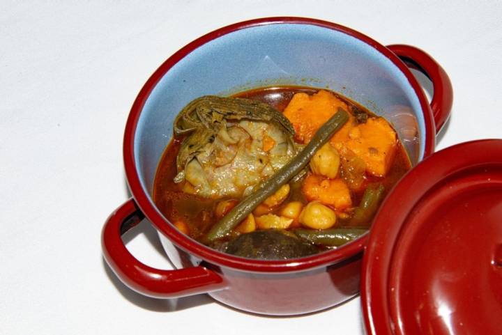 Platos típicos de Alicante olla viuda