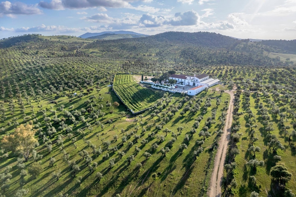 Un cortijo boutique para apearse del mundo en plena dehesa extremeña
