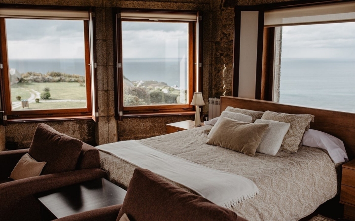 Galería de hoteles con vistas. Semáforo de Bares.