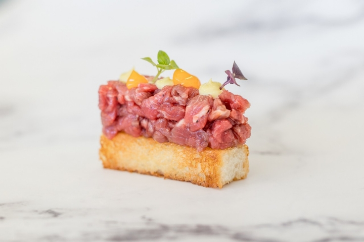 Tartar de atún de L’Ametlla de Mar, de Villa Retiro.