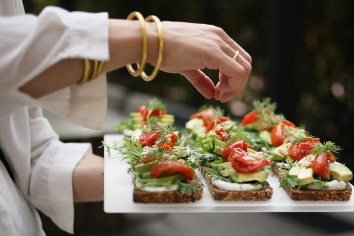 Muy de Navidad: canapés para compartir. Foto: Facebook 'Aspic'