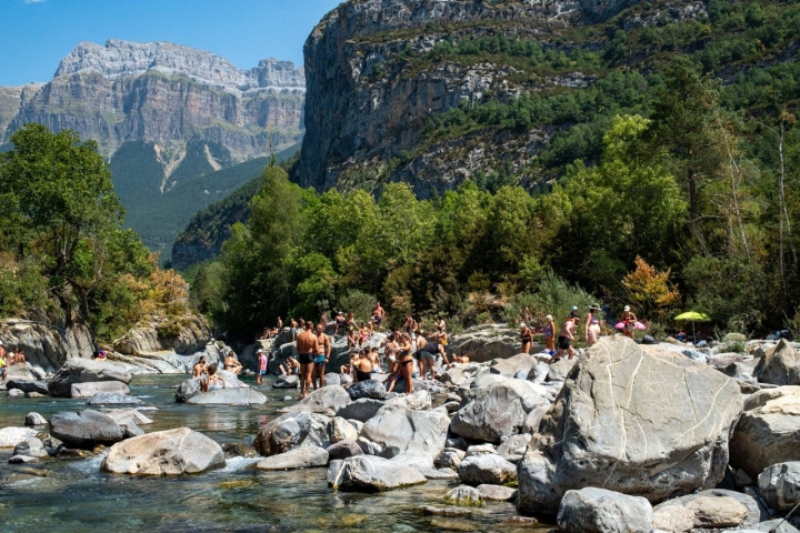 Pozas del río Ara Poza el Molino con Cañón
