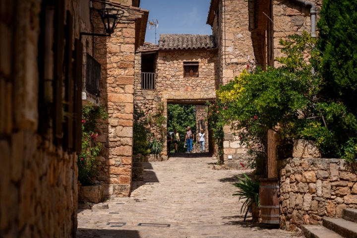Ruta Priorat Siurana calle