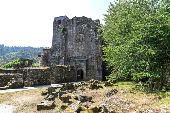 Ruta comarca O Deza monasterio